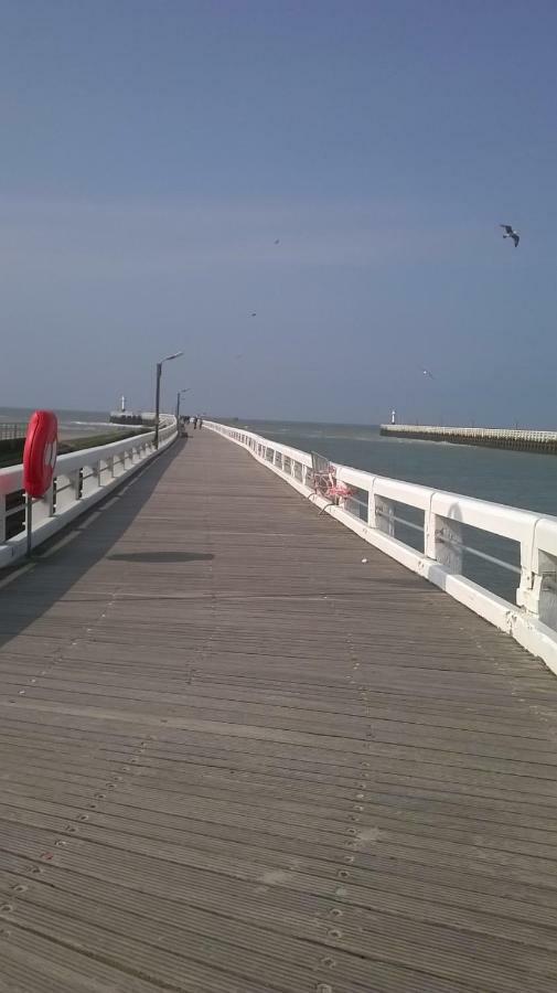 Residentie Den Oever Nieuwpoort Exterior foto